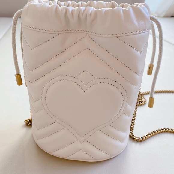 GG MARMONT MINI BUCKET BAG in white - Picture 10 of 10